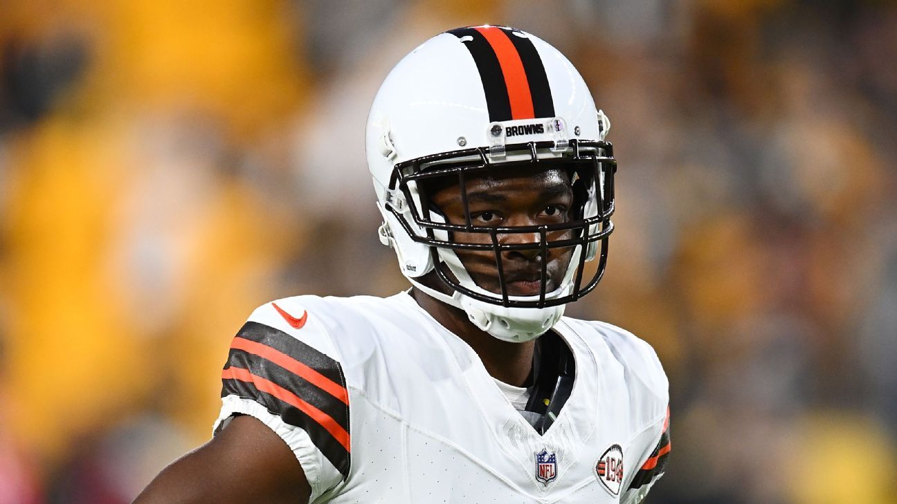 Featured image for "Fantasy Football Rankings, Waiver Wire, Picks, and Predictions: Week 9 Updates"