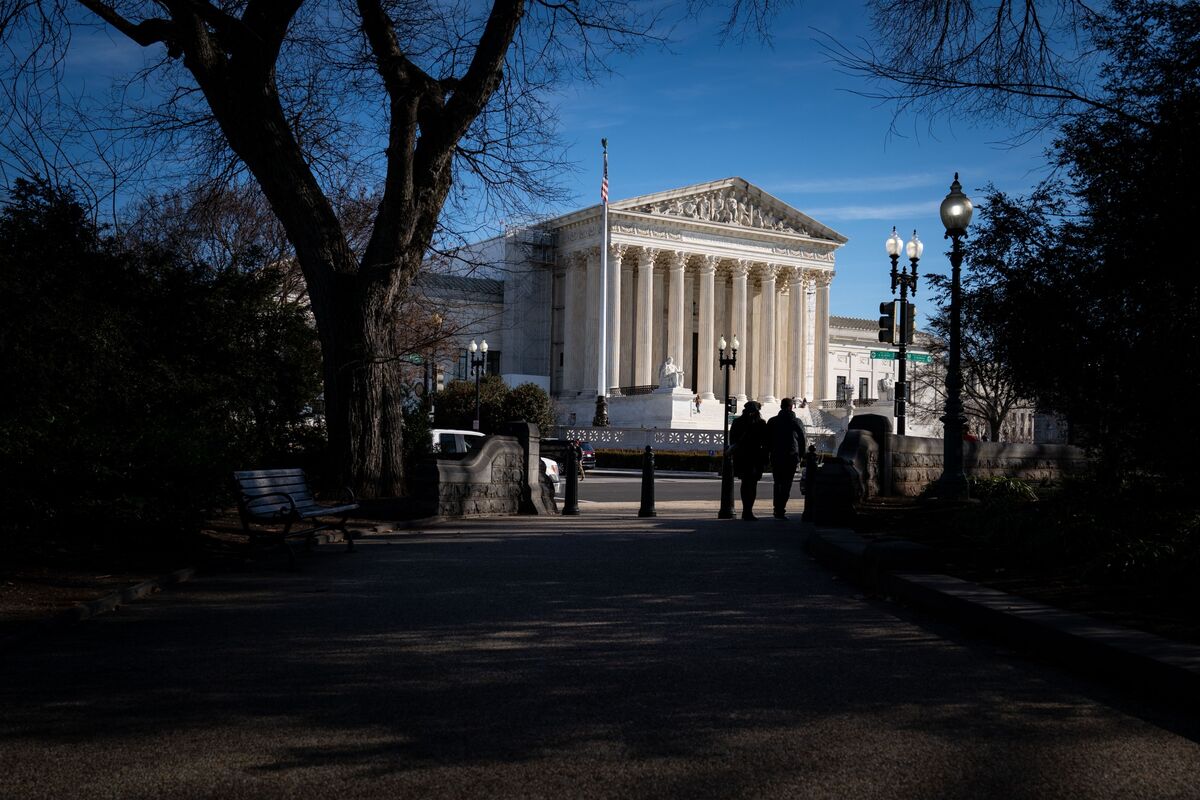 "Supreme Court Declines Review of Apple-Epic App Store Battle, Impact on Sales Looms"
