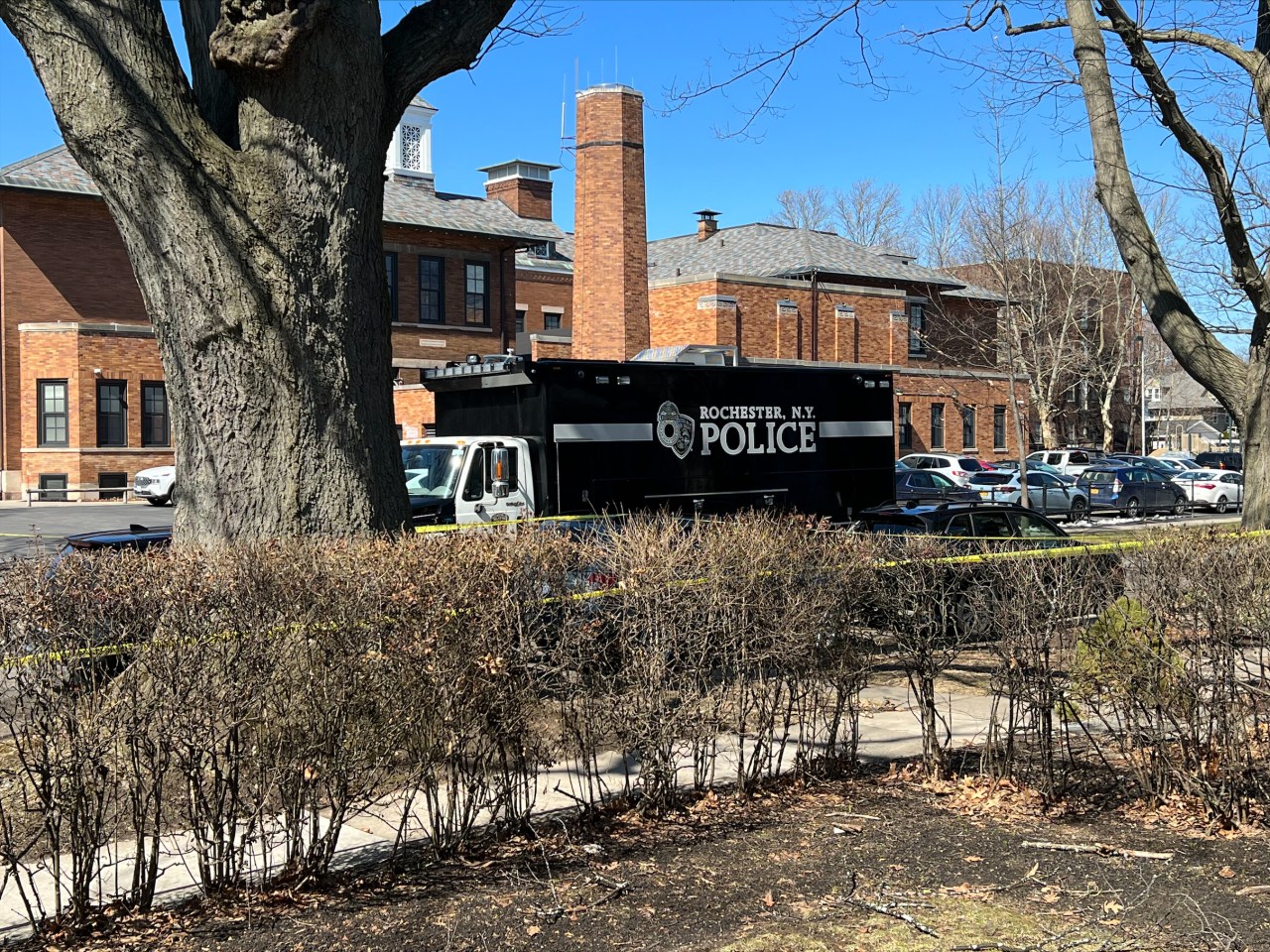 Rochester Police Respond to Multiple Vehicle Break-Ins and Thefts.