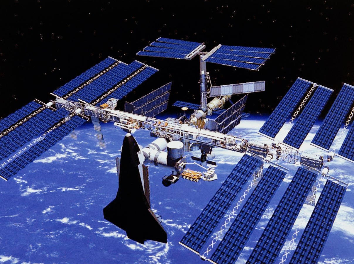 "NASA Pays SpaceX $843M to Deorbit ISS Amid Controversy"