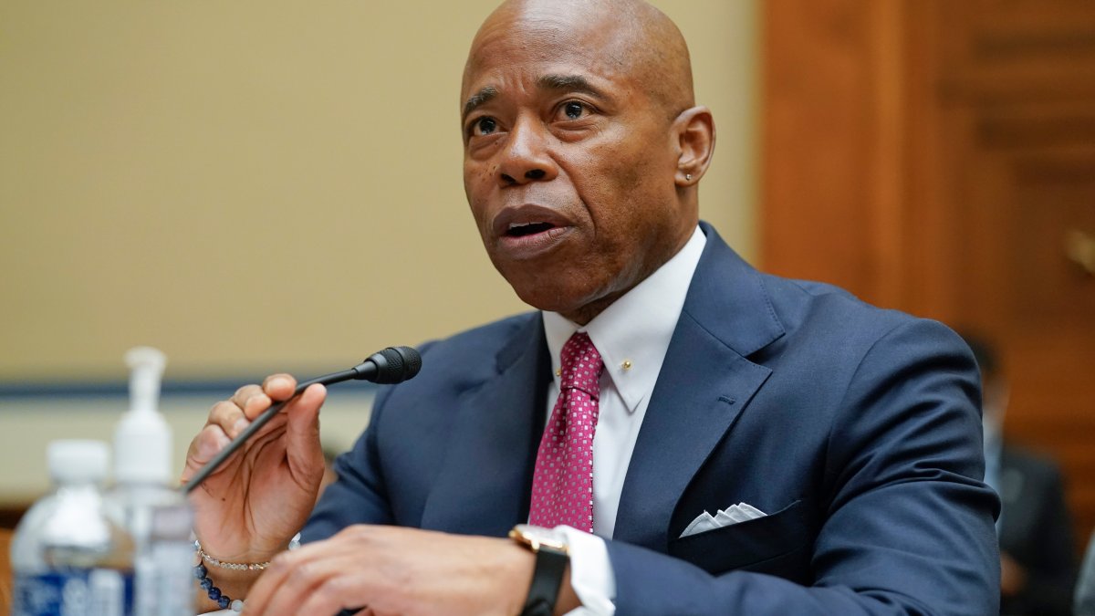 Mayor Eric Adams' Approval Rating Hits Rock Bottom Amidst Controversies and Migrant Crisis: Poll