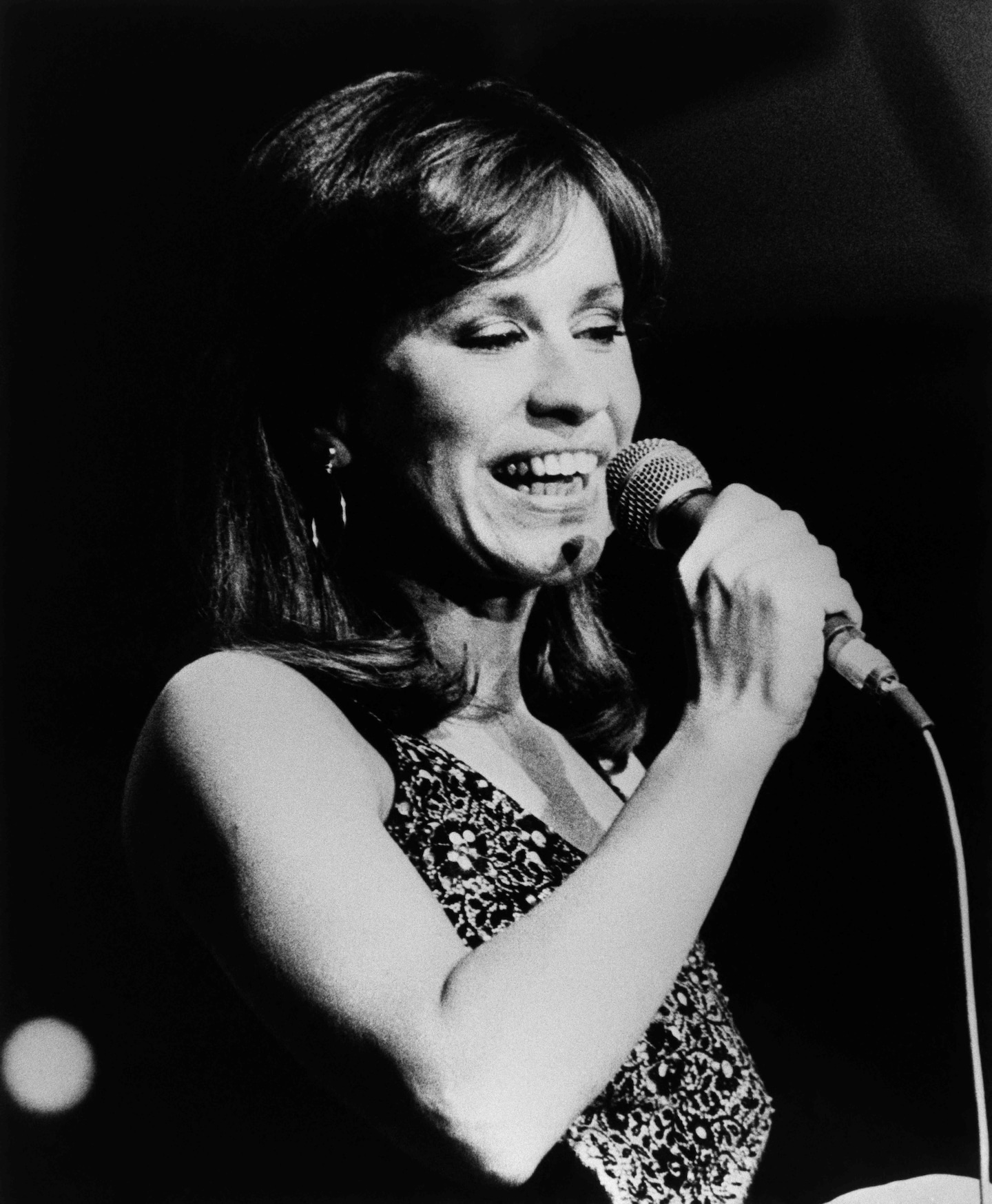 Featured image for 'The Girl From Ipanema' singer Astrud Gilberto dies at 83, leaving behind a bossa nova legacy.