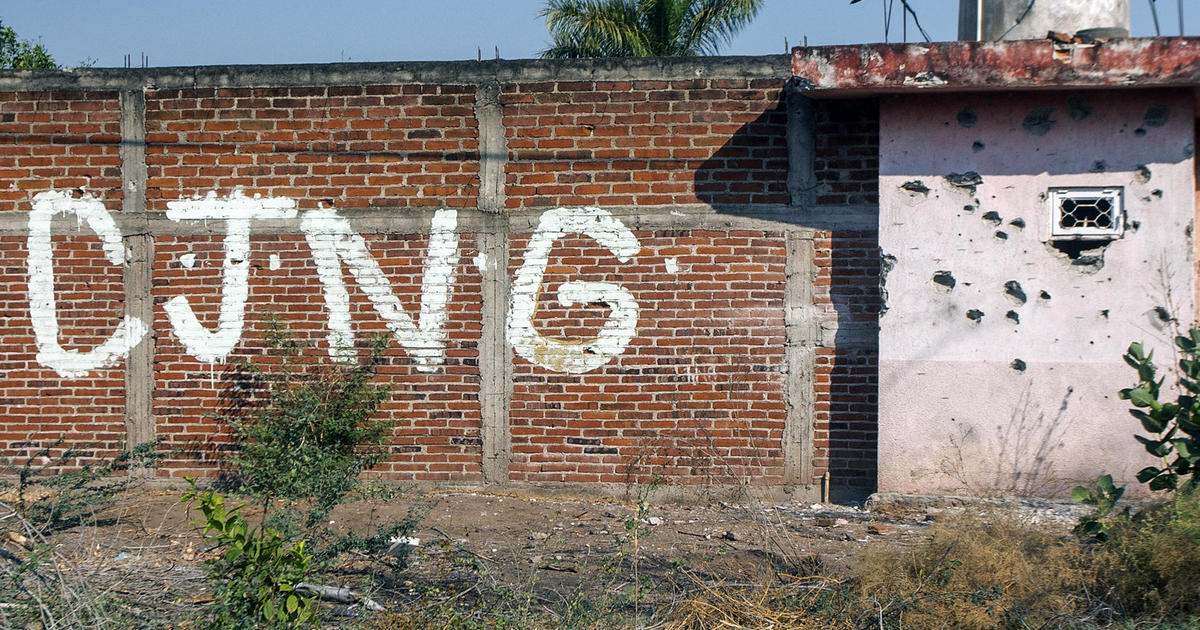 Featured image for Gruesome Discovery: Hacked-Up Bodies Found in Mexican Cartel Warning Message