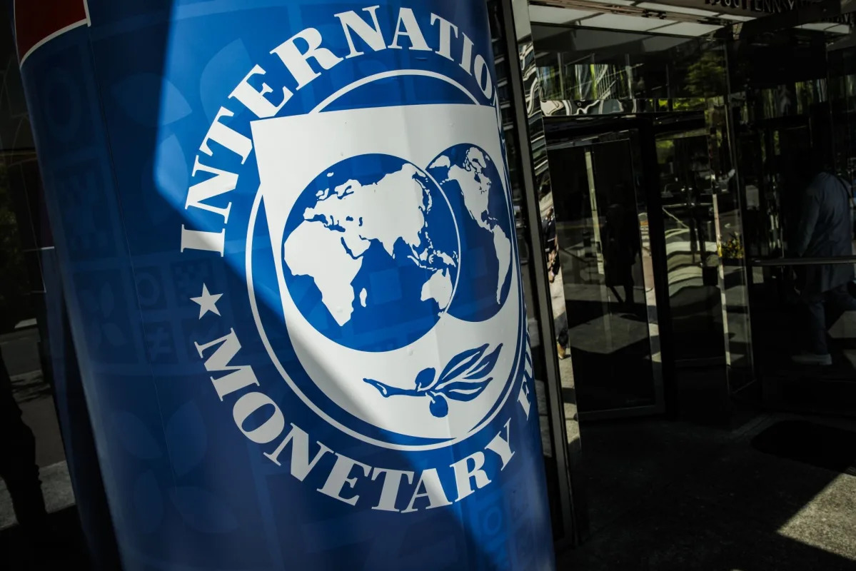 "IMF Issues Strong Warning to US Over Soaring Debt and Spending"