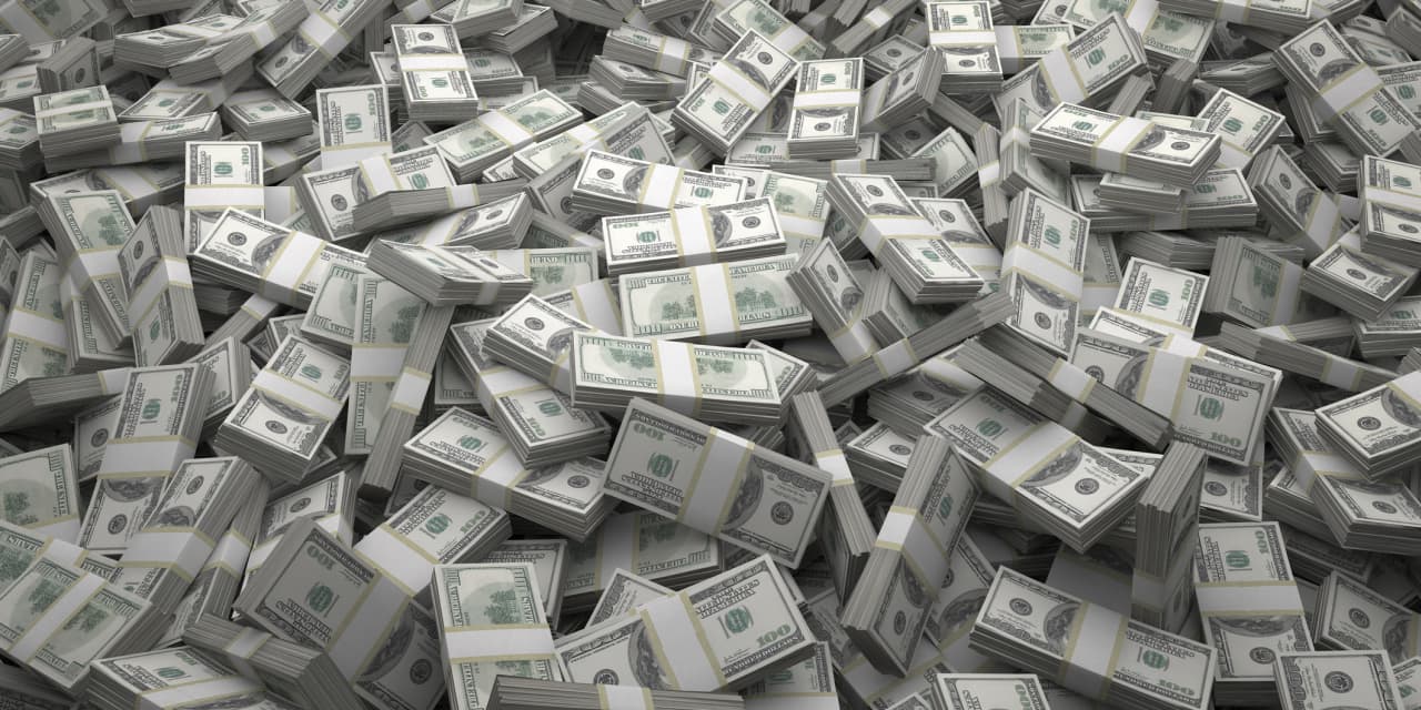 Survey Reveals Wealthy Individuals Allocate 25% of Their Wealth to This Asset Class - Should You Follow Suit?