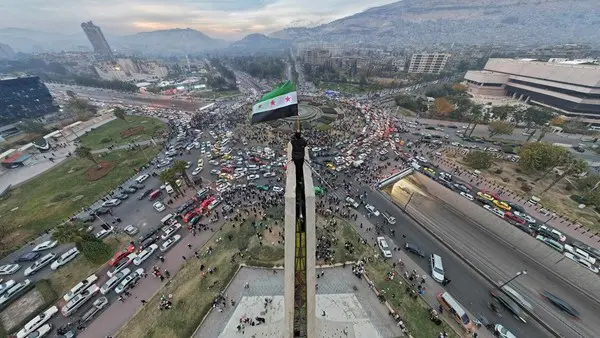 Featured image for Syria's New Government Halts Constitution and Parliament for 3 Months