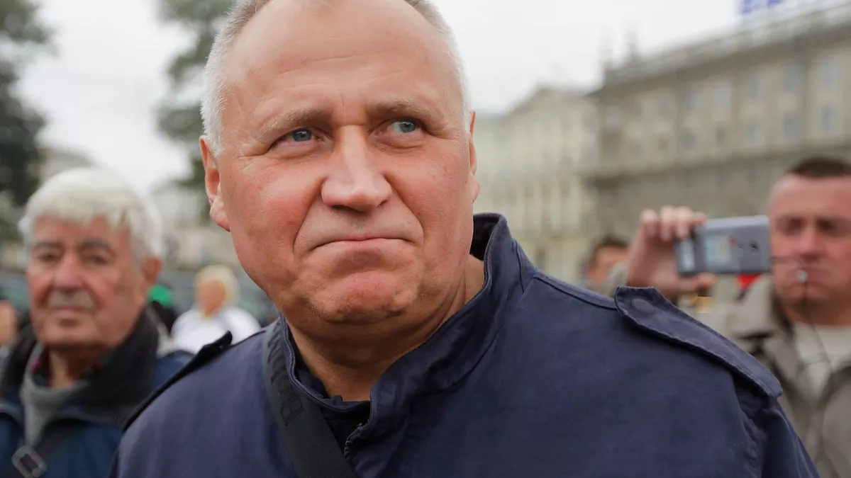 Featured image for Belarus Frees Political Prisoners Amid International Praise