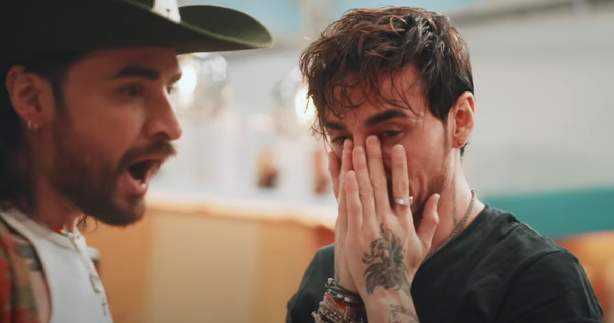 Featured image for Veejay Floresca Wins 'Project Runway' Season 21 and Makes History