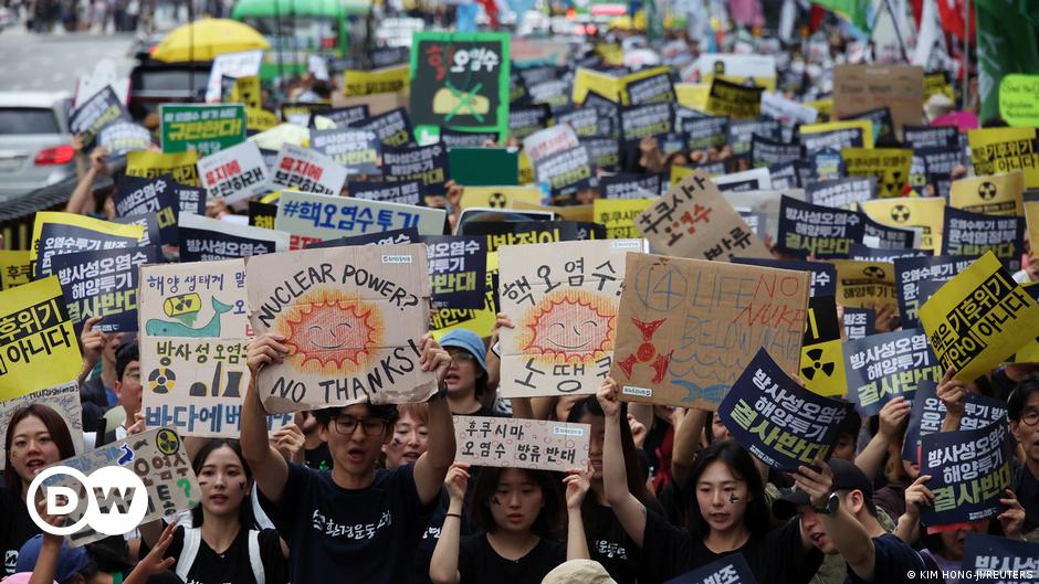 "South Korean Protesters Rally Against Fukushima's Release Plan"