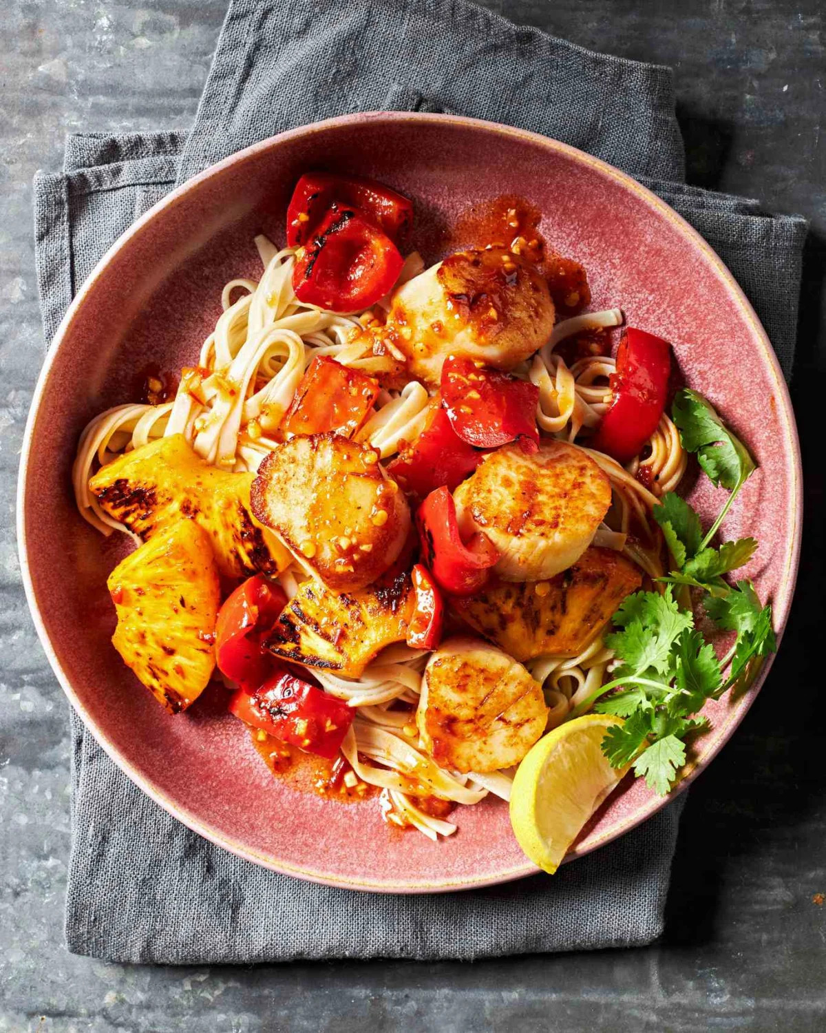 Discover the Delicious and Surprising Health Benefits of Pineapple!