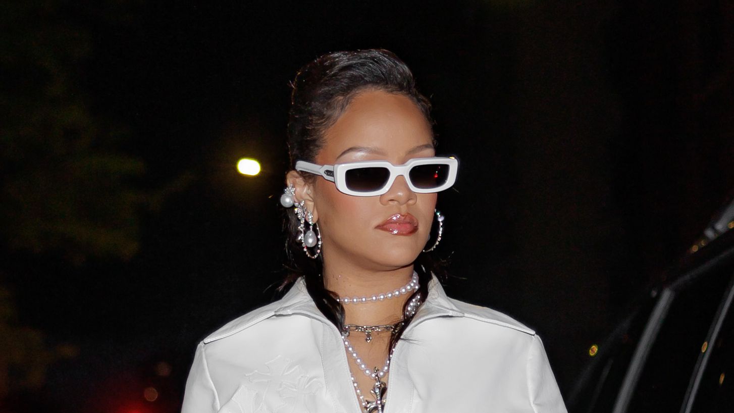Rihanna's All-White Met Gala Look Steals the Show.