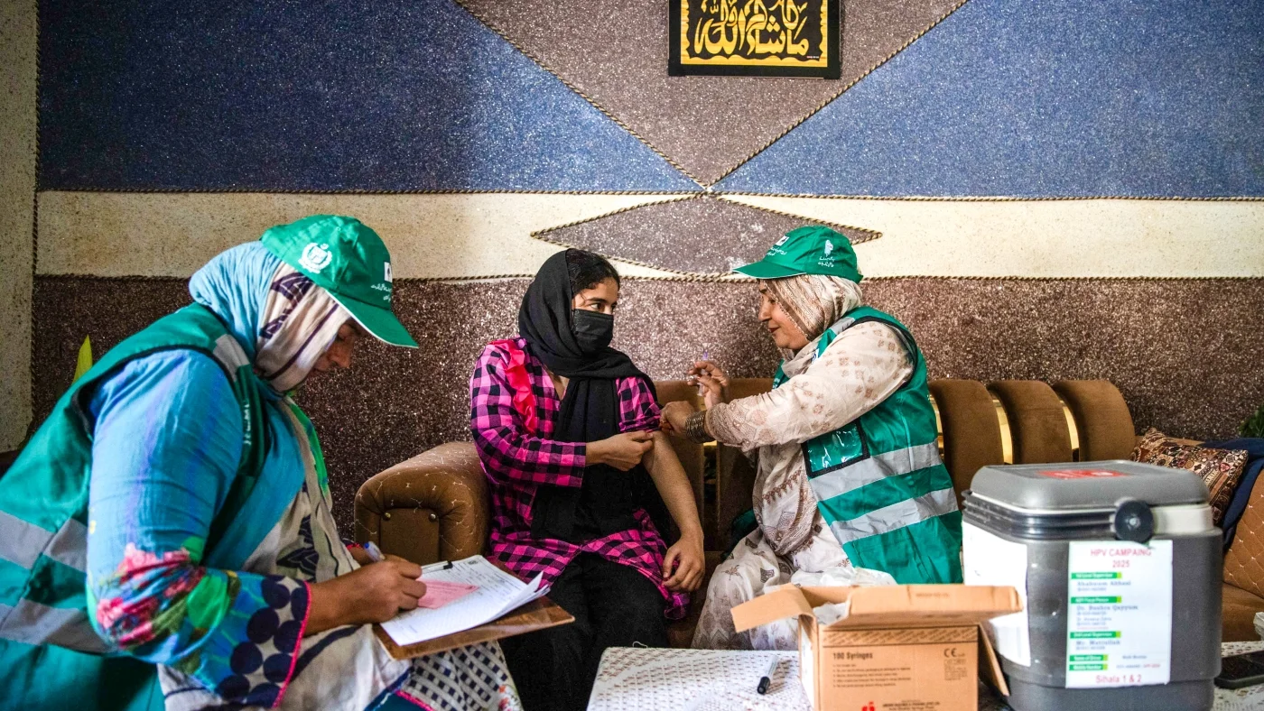 First HPV Vaccination Campaign Faces Mixed Results and Resistance