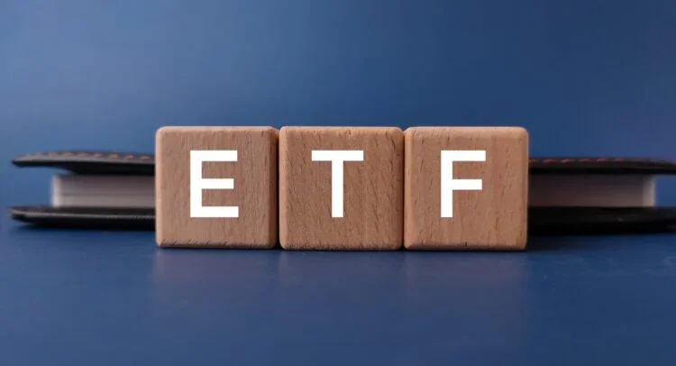 AI Analyst Highlights 3 ETFs With Double-Digit Upside