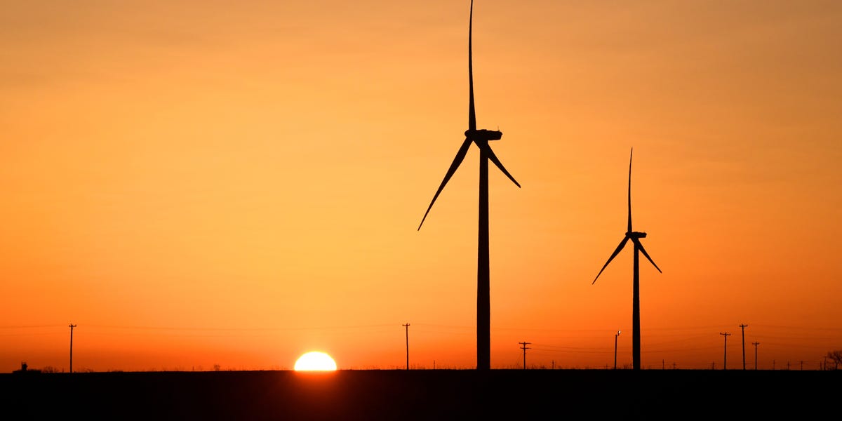 Texas' Renewable Energy Sources Ensure Grid Stability During Peak Power Demand