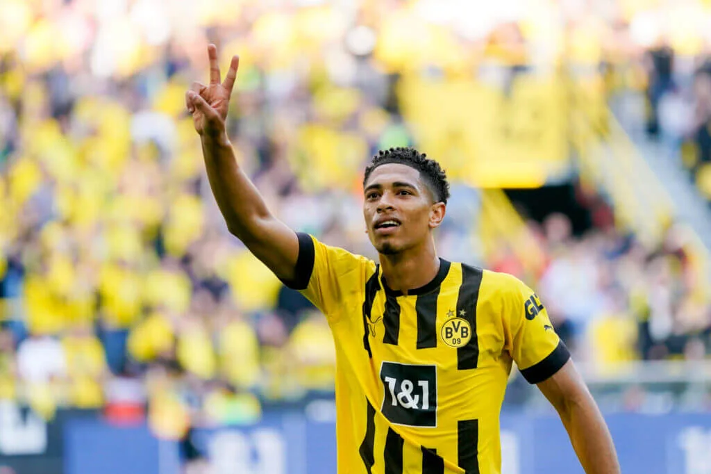 Real Madrid secures Jude Bellingham transfer from Dortmund.