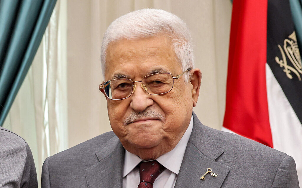 Featured image for Abbas Shakes Up Palestinian Leadership, Removes 12 Governors