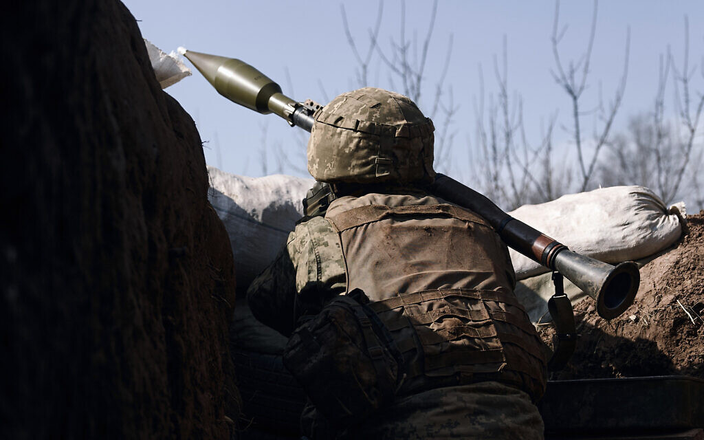 UK reports Russia's Bakhmut offensive facing setbacks.