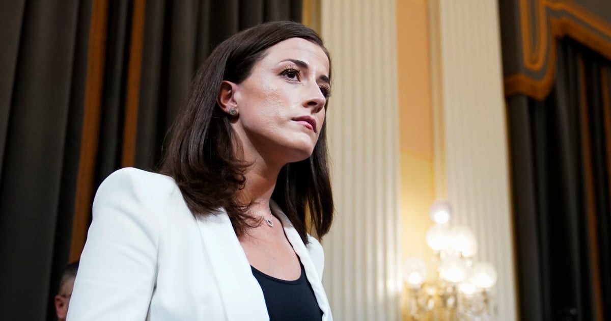 Featured image for Inside Trump's White House: Cassidy Hutchinson's Revealing Memoir Exposes Chaos and Threats to Democracy