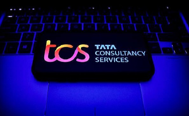 Featured image for TCS to Reduce US H-1B Dependence and Focus on Local Hiring