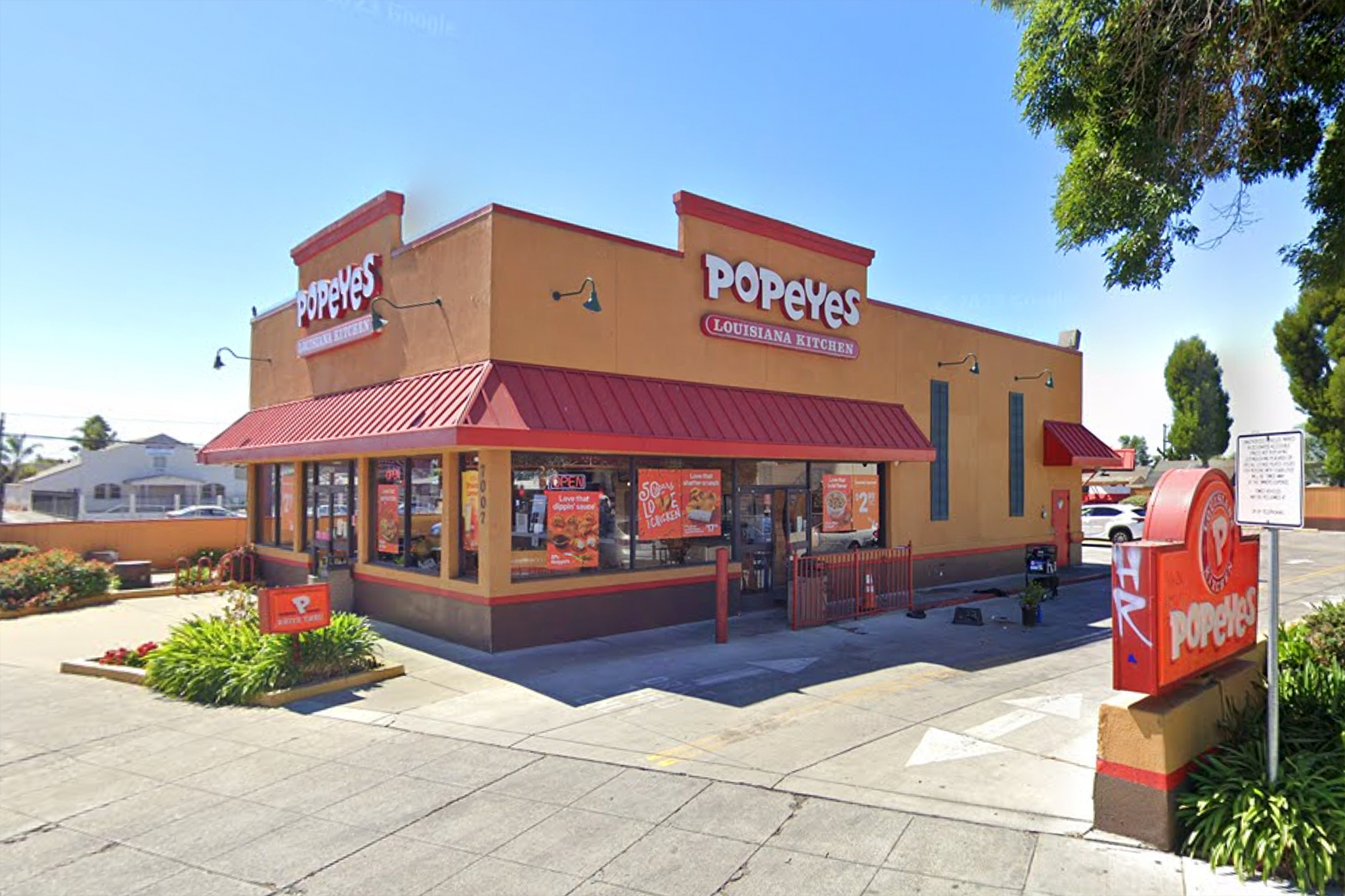 Oakland Popeyes Shut Down and Struck Over Child Labor Allegations