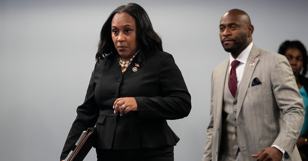 "Georgia Judge Advances Misconduct Hearing Involving Trump Prosecutors"