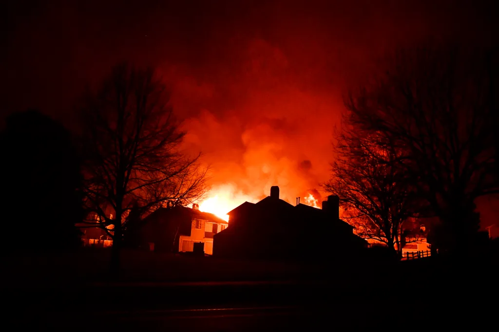 Featured image for Xcel Energy to pay $640M in settlement over Marshall Fire