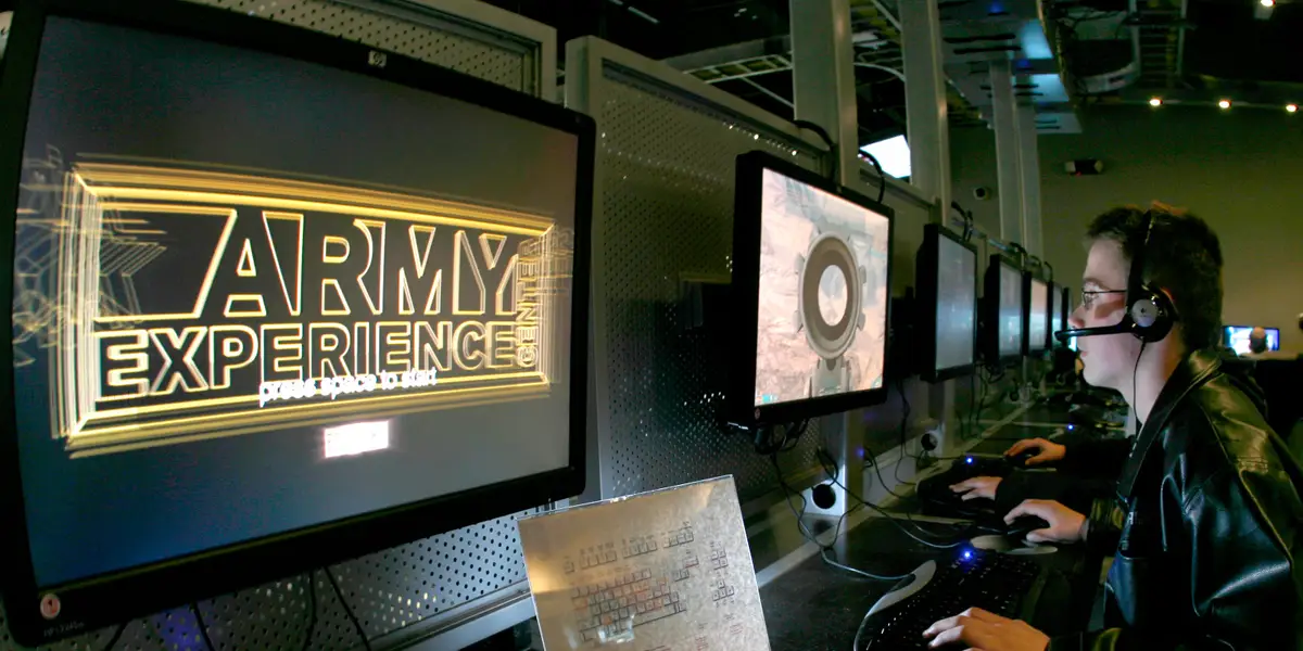 Pentagon leak suspect's motive revealed by Discord users.