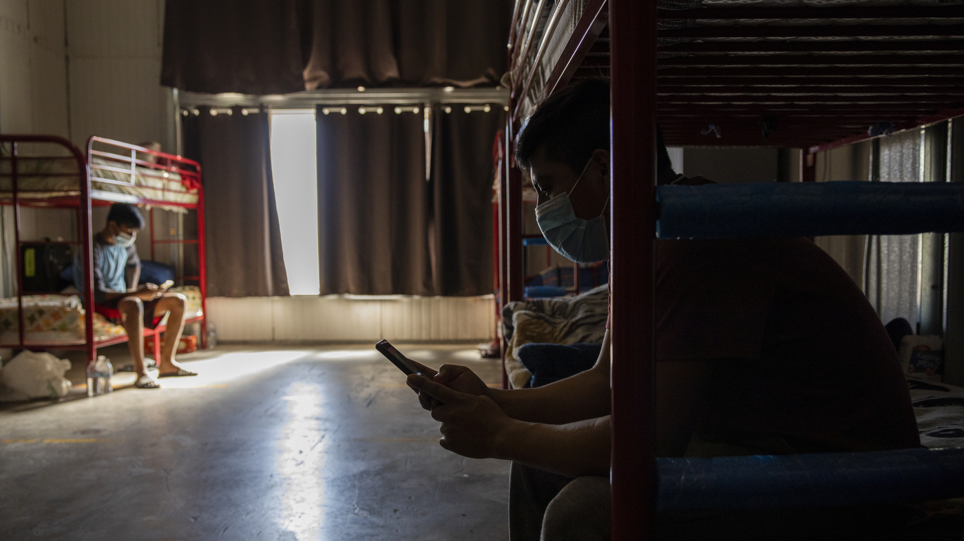 Featured image for "Uncertainty Looms Over California's Indoor Heat Safety Regulations for Workers"