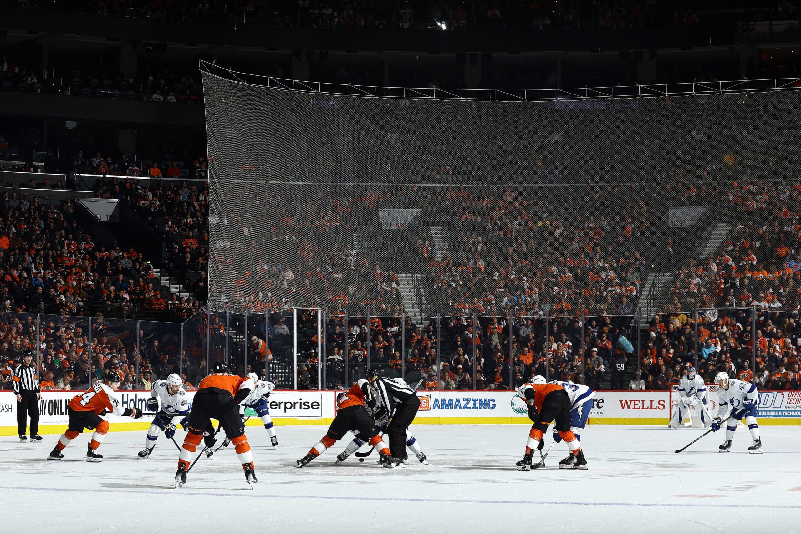 Featured image for "Flyers Overcome Power Outage to Thrash Lightning in Playoff Race"