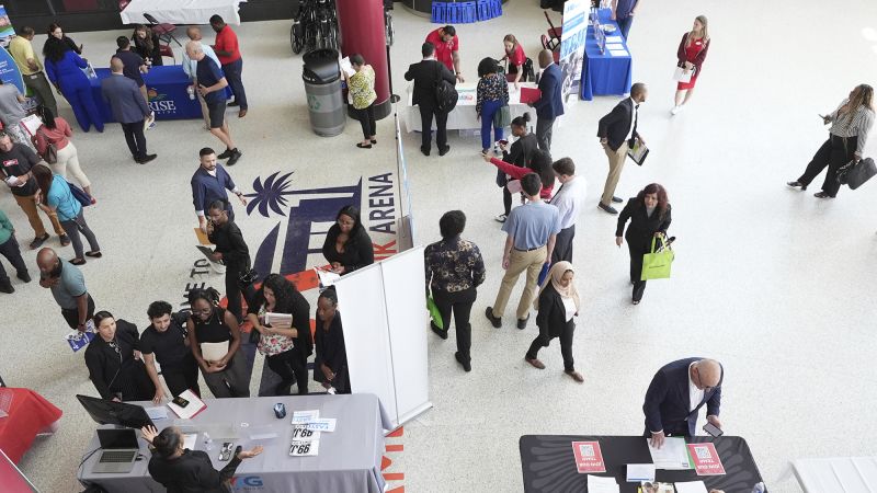 Featured image for US Job Market Shows Signs of Strain Amid Rising Claims