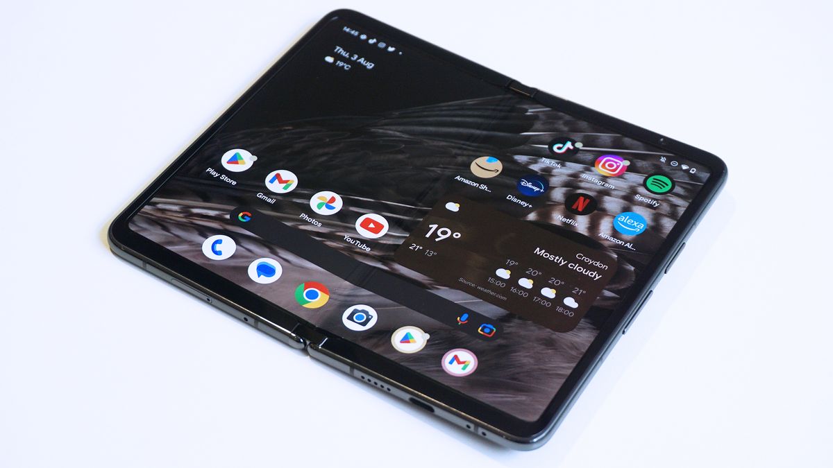 Featured image for "Google Pixel Fold 2: Unveiling the Largest Foldable Display Yet"