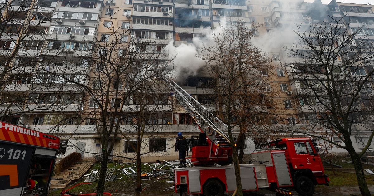 "Putin Intensifies Attacks on Ukrainian Cities Following Vow of Retaliation"