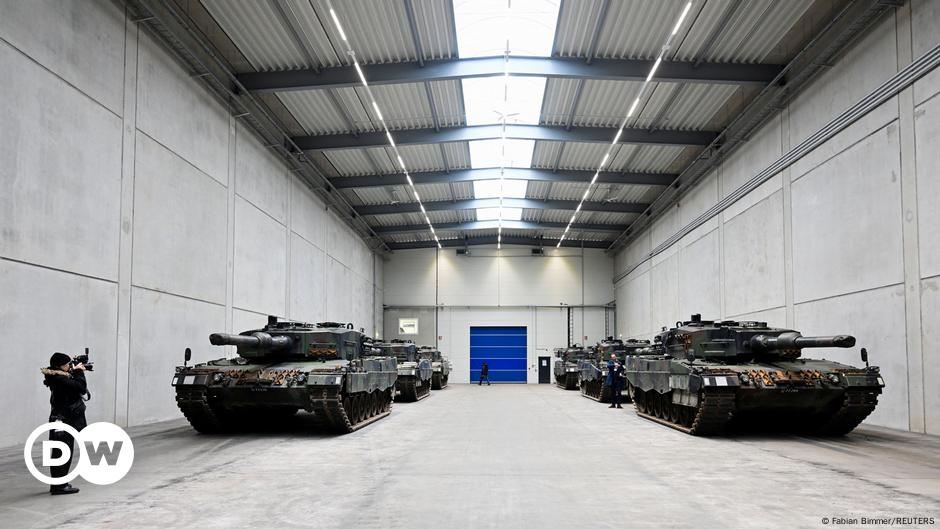 Featured image for Global Arms Trade Shifts: U.S. Dominance, Russia's Decline, and Europe's Rise