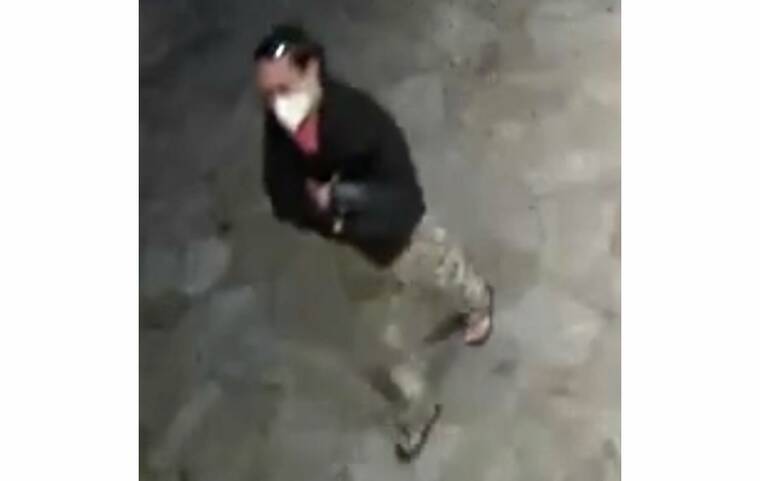 Featured image for Suspect in Ala Moana Chemical Attack Caught on Surveillance Footage