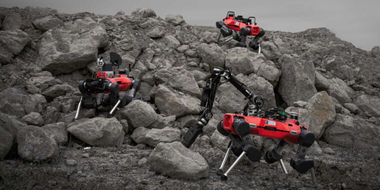 Featured image for "Collaborative Legged Robots Revolutionize Planetary Exploration"