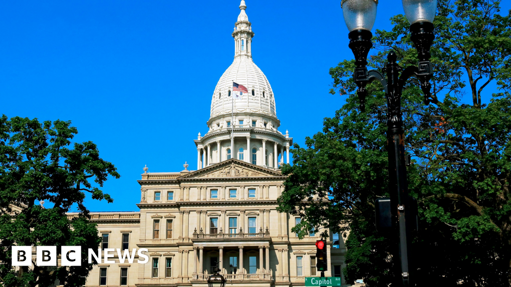 Featured image for Michigan judge dismisses charges against fake 2020 electors