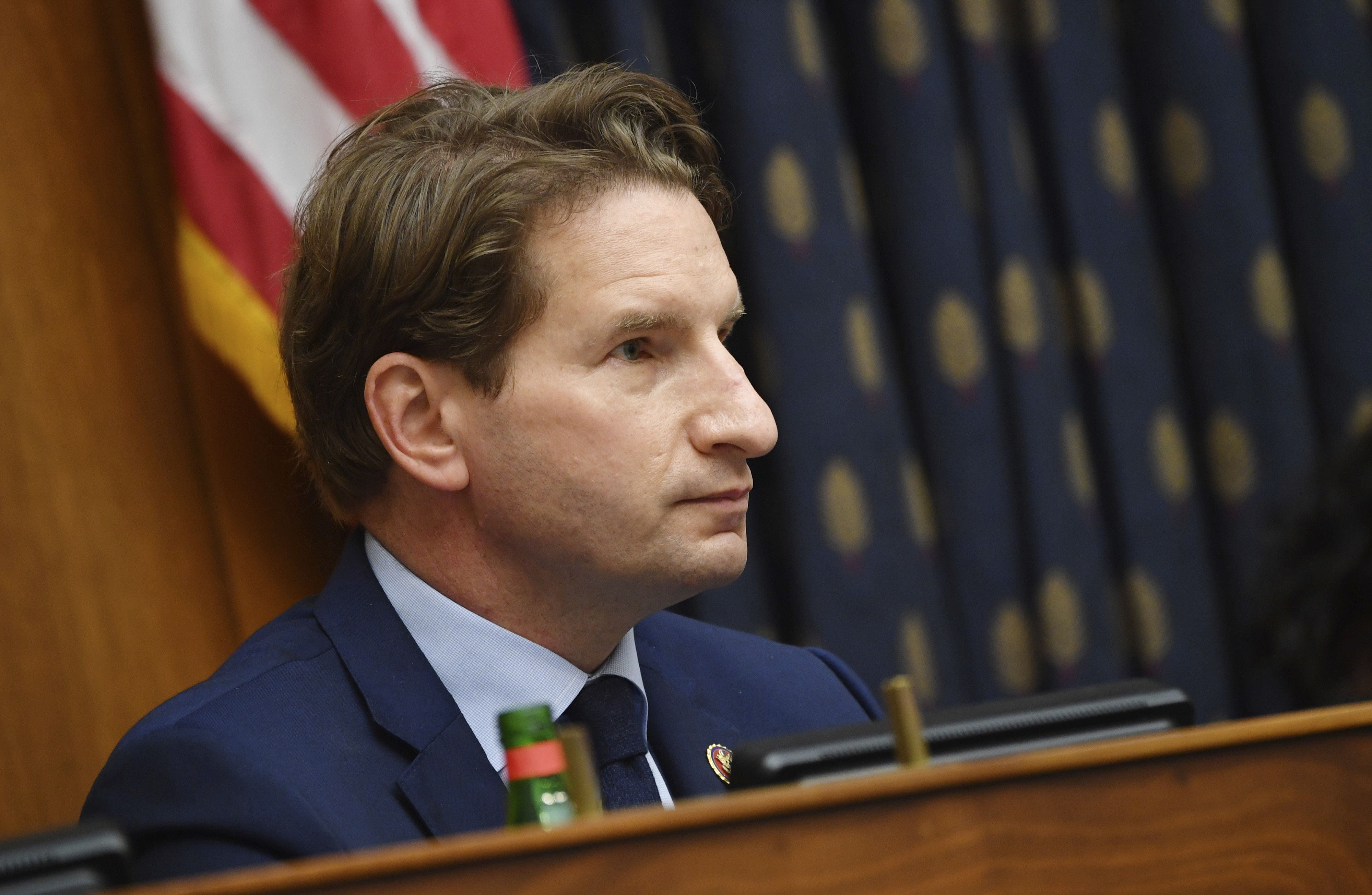 "Dean Phillips' Presidential Campaign Challenges Biden's Viability"