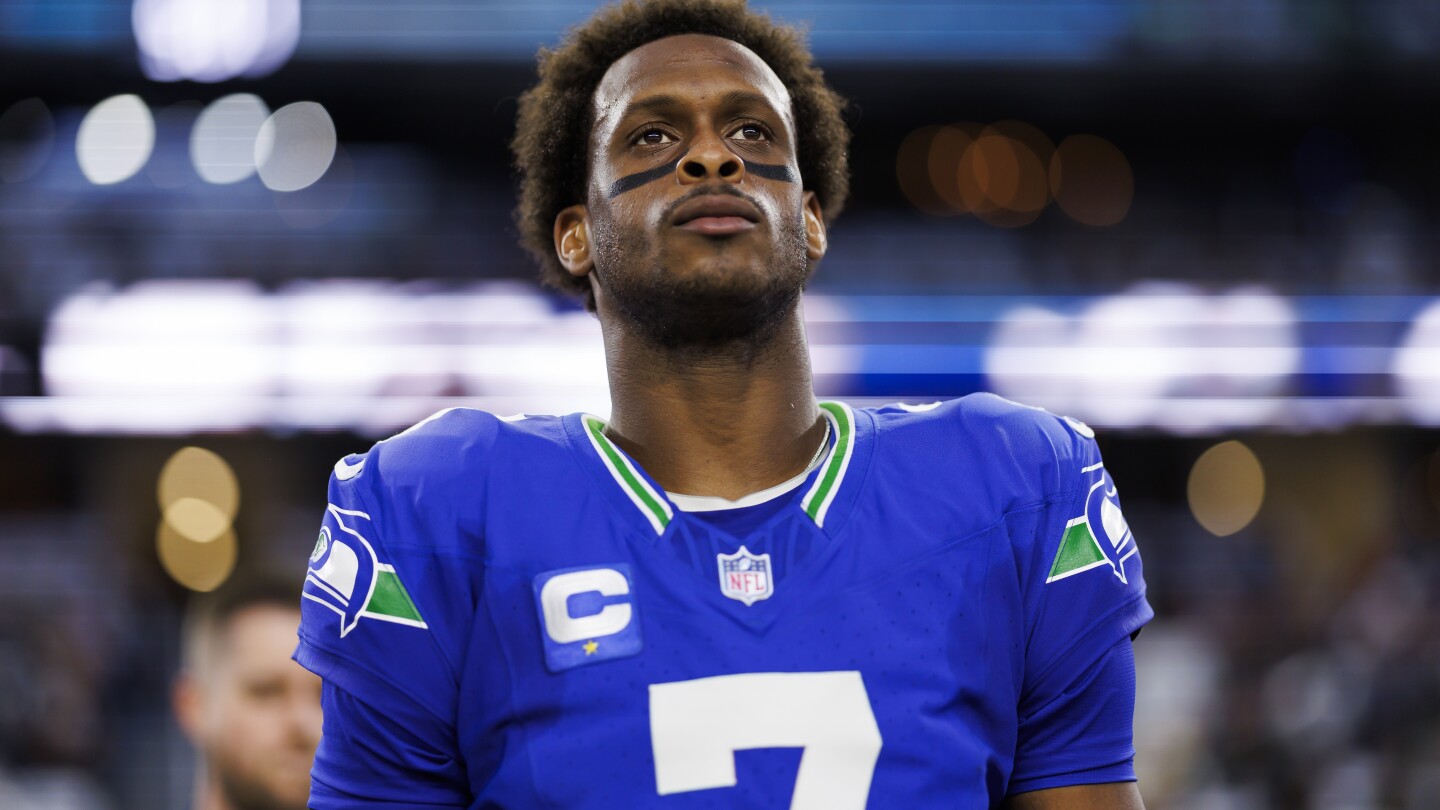 "Seahawks Guarantee Geno Smith $12.7M Salary Through 2024"