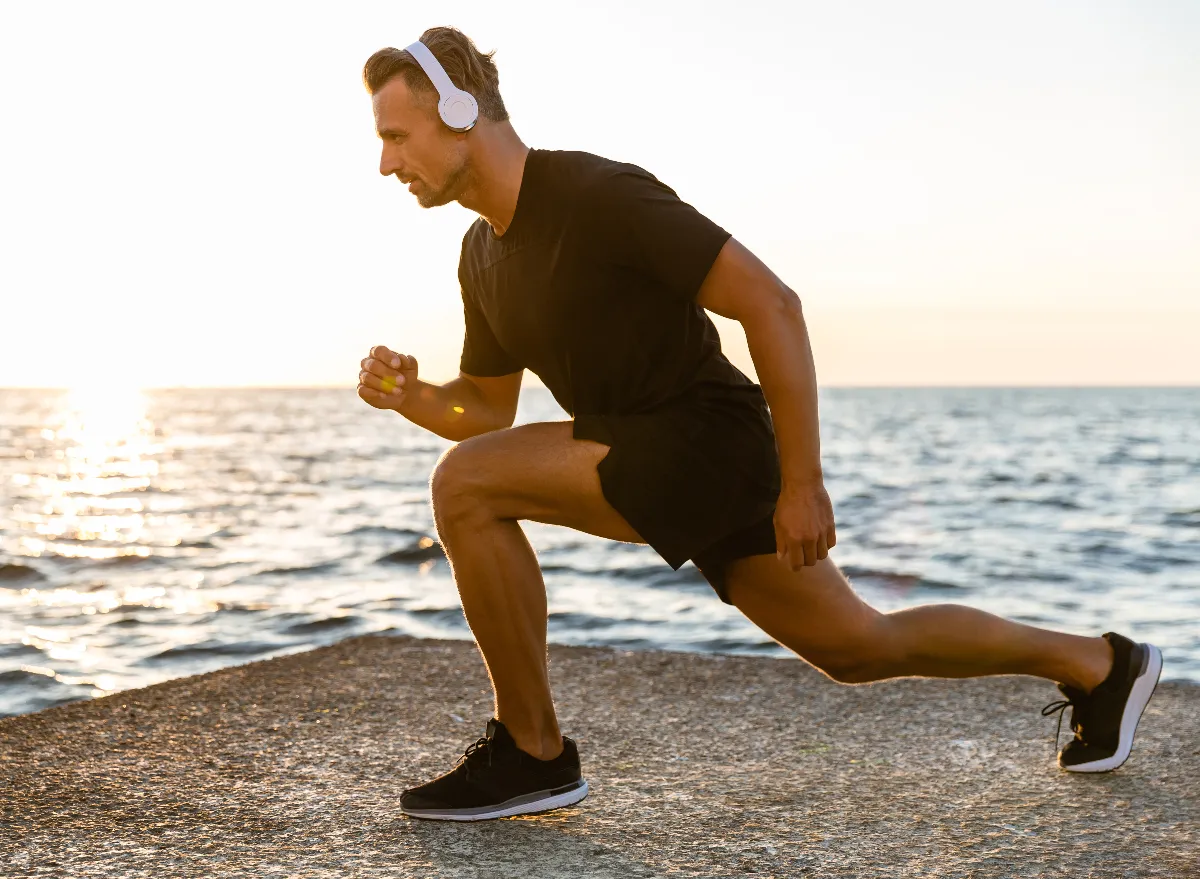 "Effective Exercises for Getting Fit in Your 40s: A Guide for Men"