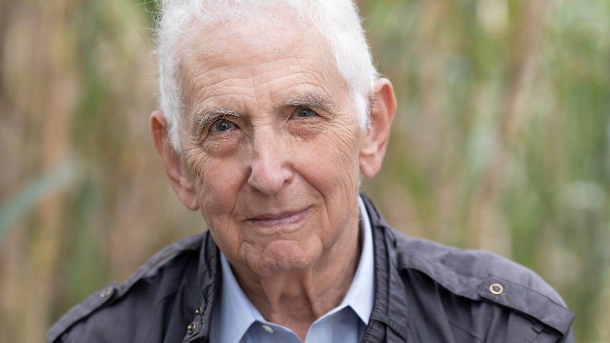 Featured image for The Michigan Connection: Daniel Ellsberg's Legacy as the Pentagon Papers Leaker.