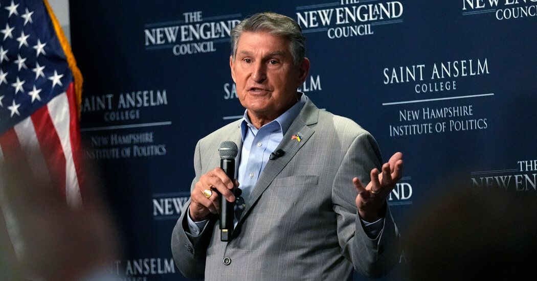 "Manchin Considers 2024 Third-Party Bid Amid NH Speculation"