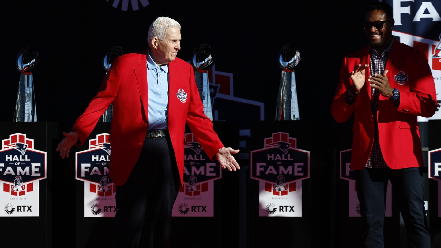 Featured image for Bill Parcells Reflects on Patriots Era During Hall of Fame Induction