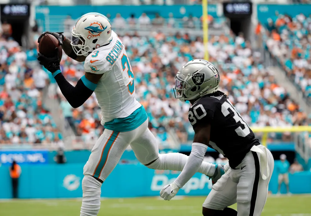 Dolphins Dominate Raiders: Tagovailoa and Smith Lead 34-19 Victory