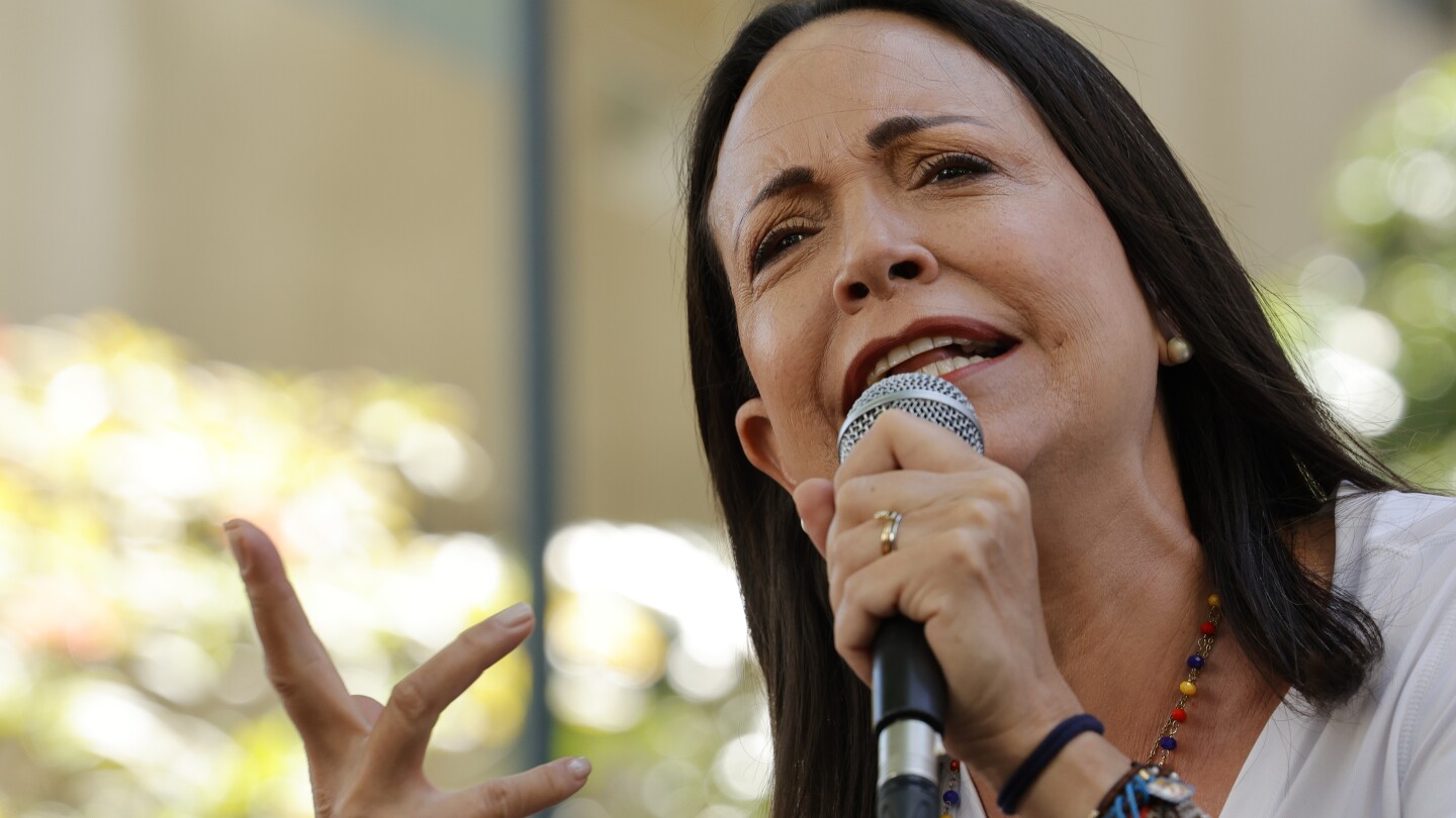 "US Condemns Venezuelan Supreme Court's Ban on Opposition Leader's Candidacy and Reviews Sanctions Policy"