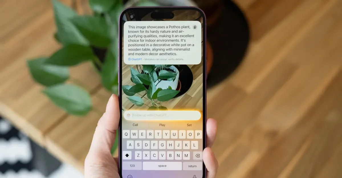Apple opens Siri to third‑party AI chatbots with Extensions in iOS 27