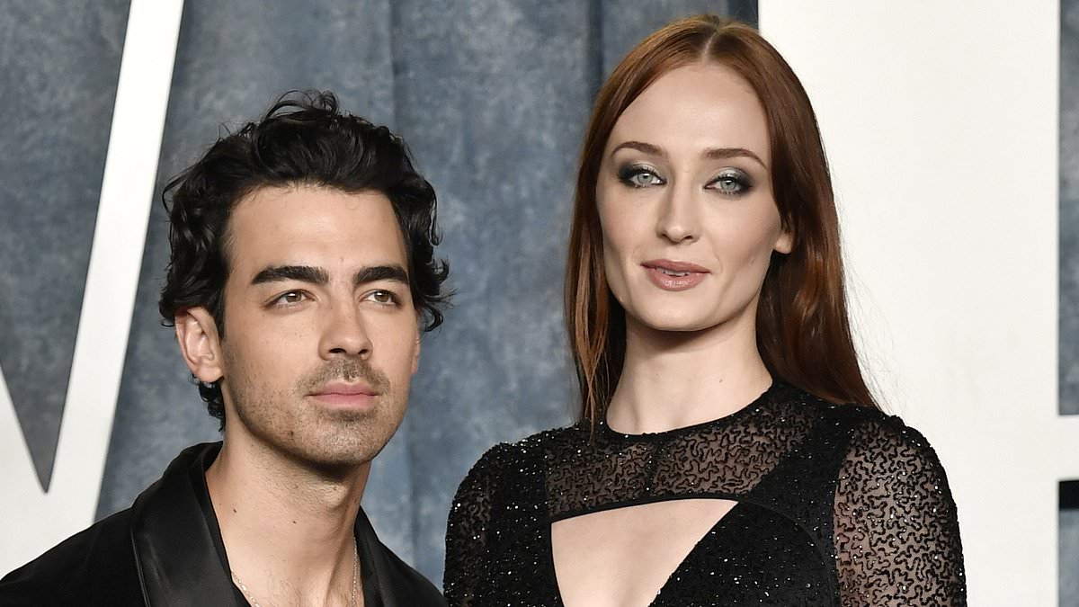 "Taylor Swift's Influence on Sophie Turner's Relationship with Joe Jonas"