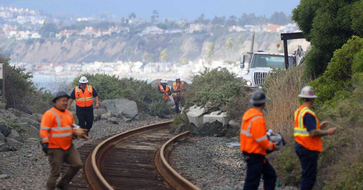 Featured image for "San Clemente Landslide Halts Passenger Rail Service Indefinitely"