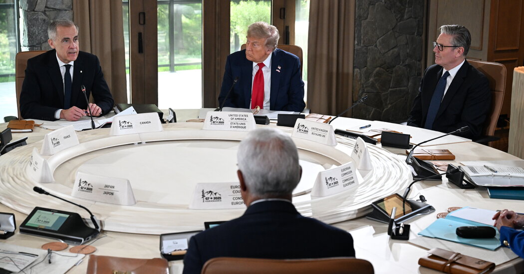 Trump criticizes G7's Russia exclusion, suggests reunification with G8 or G9