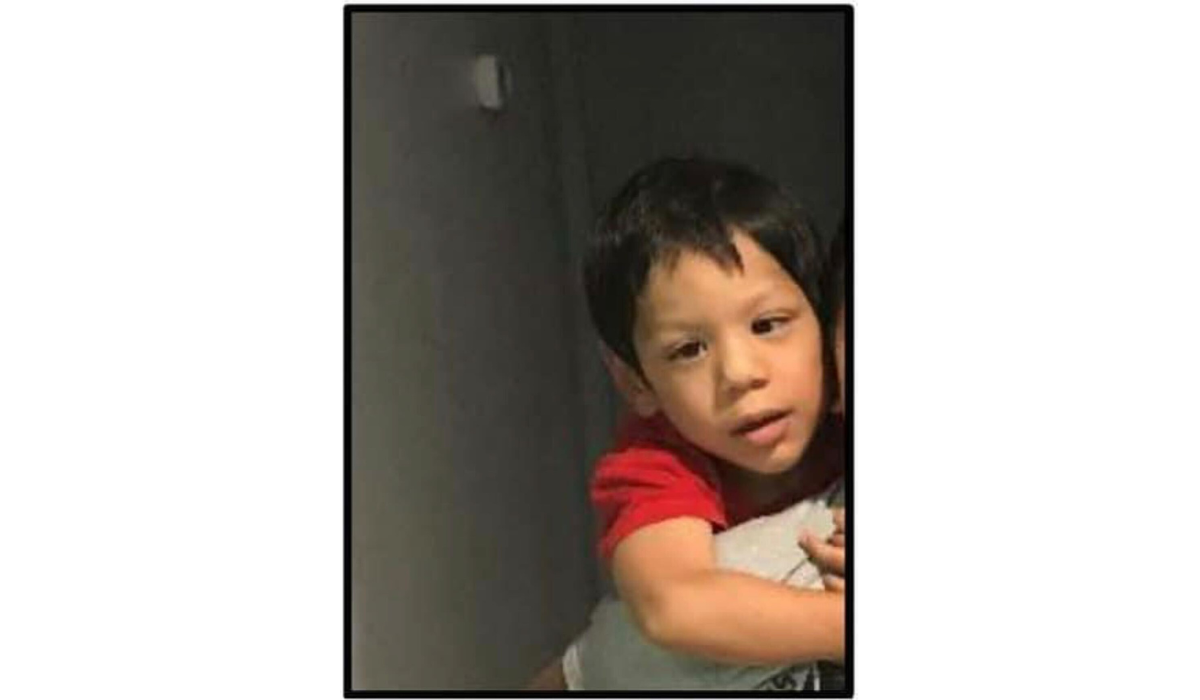 Mother of missing Fort Worth child plotted escape