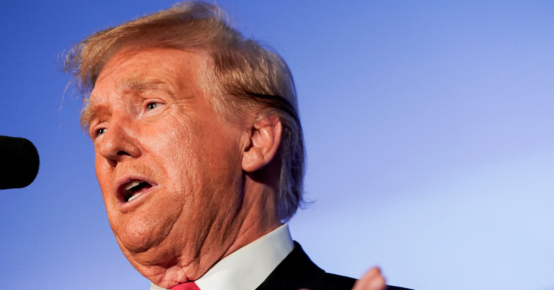 "Trump Ramps Up Assault on Nikki Haley Before New Hampshire Showdown"